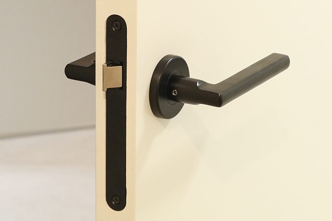 Een deurkruk monteren - RVS Blog